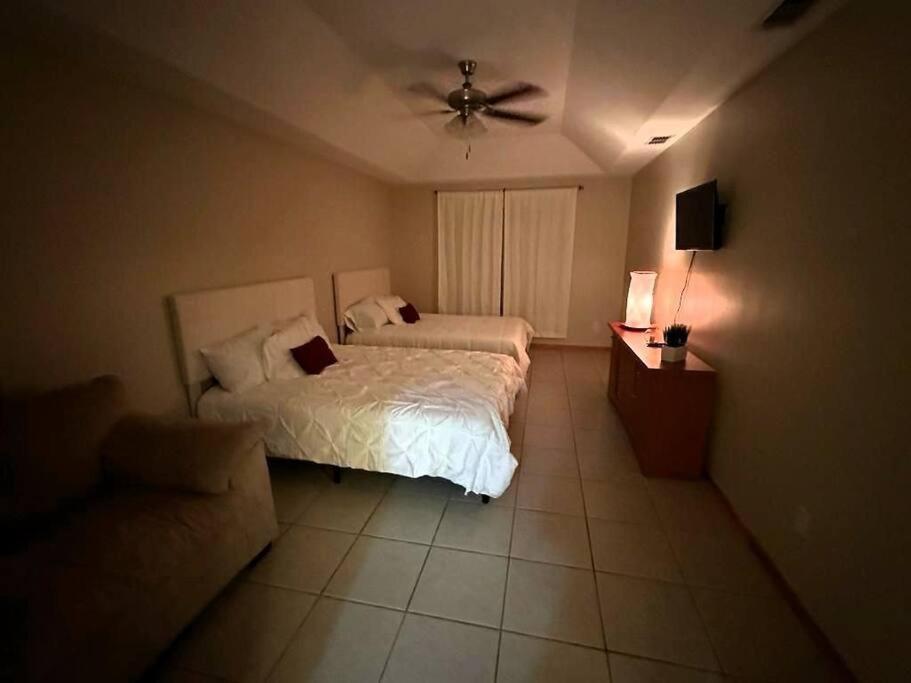 Mcallen 4Br With Pool, Shopping & More Exterior photo